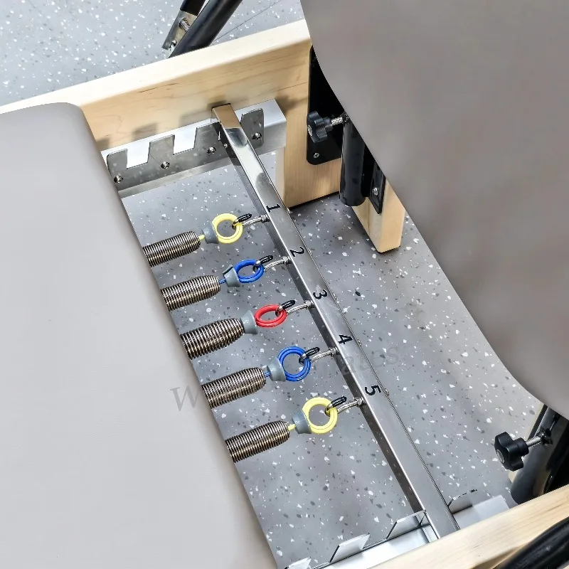 YTYIN Commercial Studio Fixed Jumpboard Adjustable Spring Bar Maple Wood Pilates Reformer