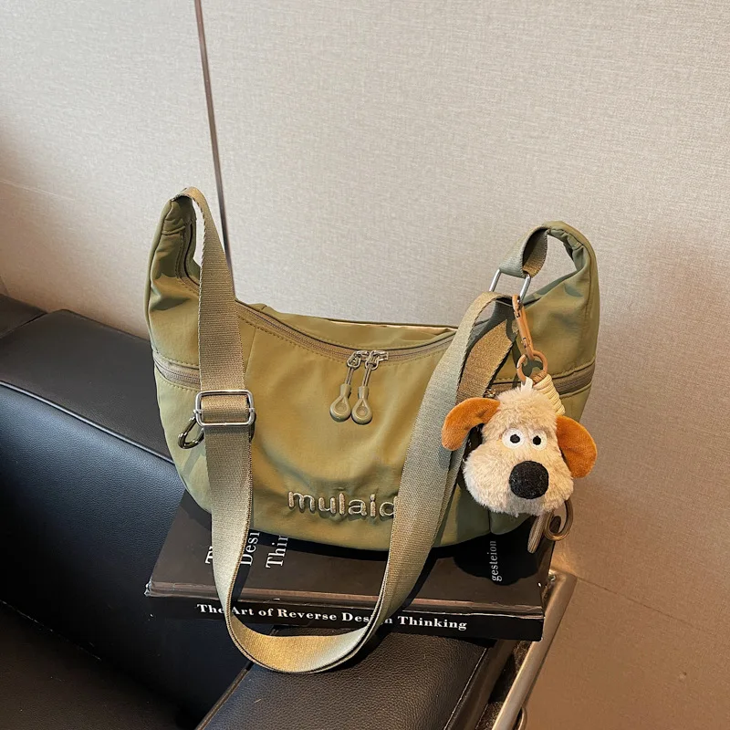 

Женские сумки через плечо, легкие, вместительные, в корейском стиле, простые, модные и универсальные сумки для повседневного использования.