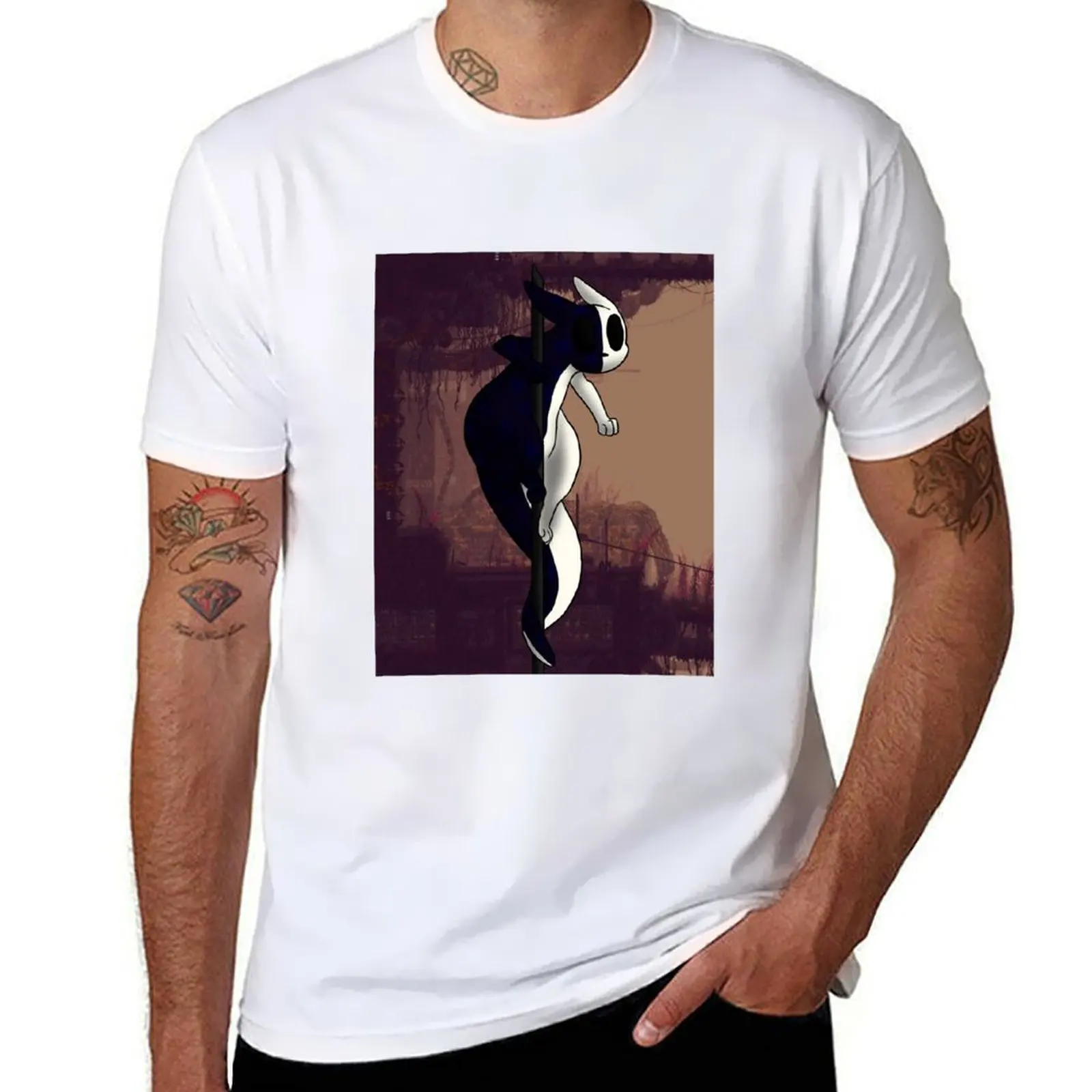 

Slugcat On a Pole T-Shirt graphic t shirts for man t shirts for man cotton T-Shirt