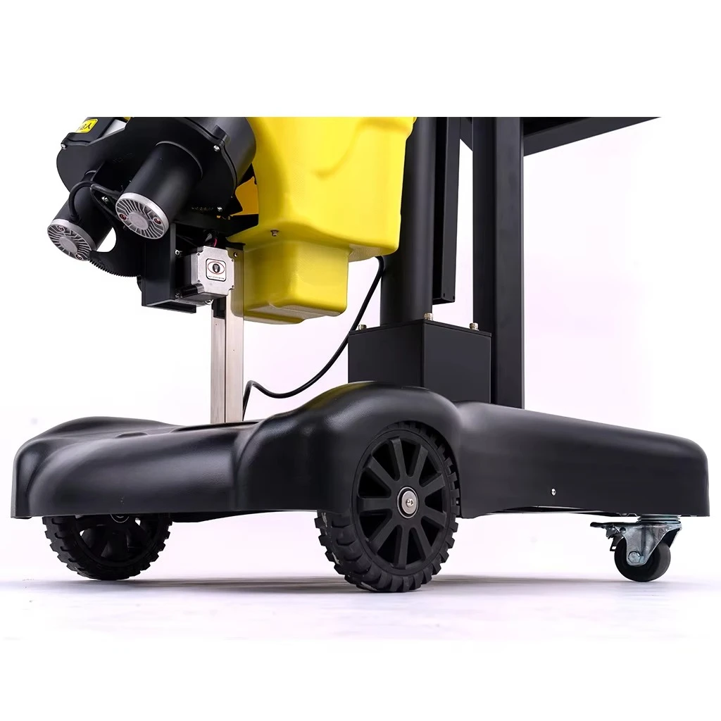 Lanciatore automatico per volani da badminton per uso interno