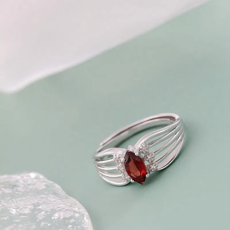 

Authentic 925 Sterling Silver Charm Lady Opening Adjustable Rings Inlaid Natural Garnet Ring Trendy High Quality Jewelry Gift