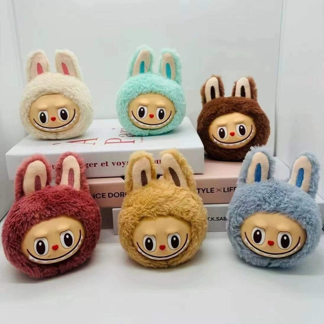 Popmart Labubu The Monsters Lisa Seme Heart Macarrr Vinyl Base Series Trendige Spielzeugdecorations Geburtstagsgeschenke
