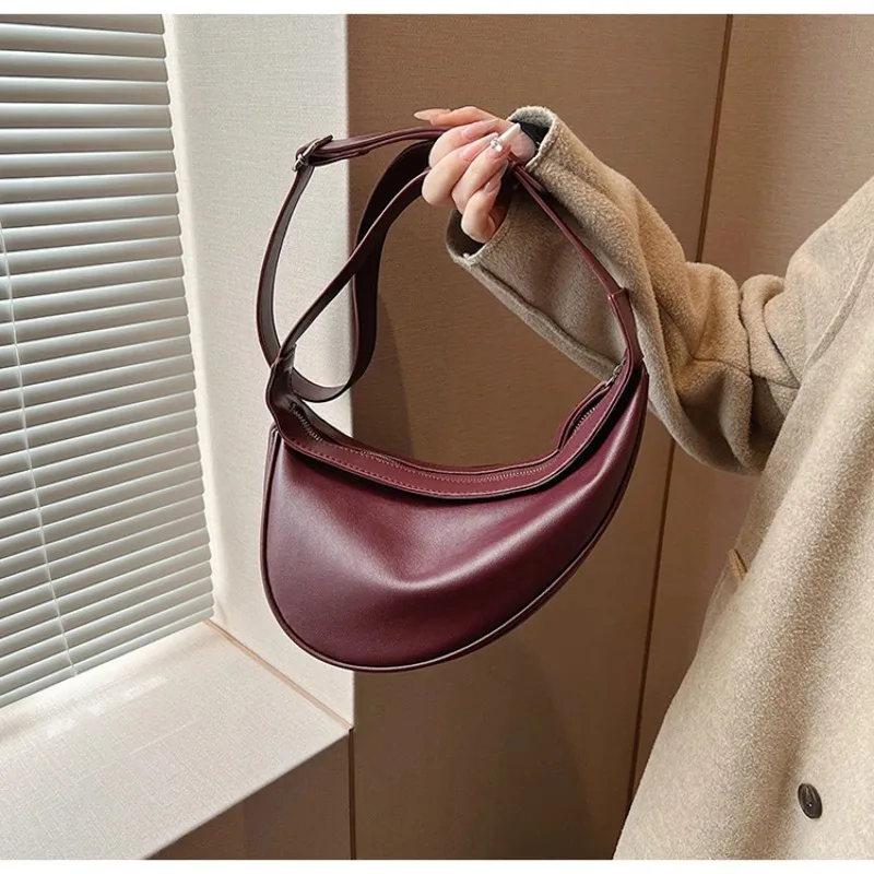 

Sewing Thread Saddle Shoulder Bags PU Zipper Women's Bags 2025 Hot Sale High Capacity Solid New Splicing Women‘s Handbags