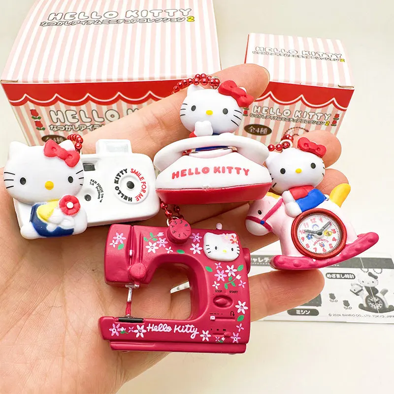 กล่องสุ่มของสะสมรูปการ์ตูน Hello Kitty ฉลองครบรอบ 50 ปี กล้องถ่ายรูป ของตกแต่งโต๊ะทำงาน ของขวัญน่ารัก สร้างสรรค์ ของเล่นสุดฮิต