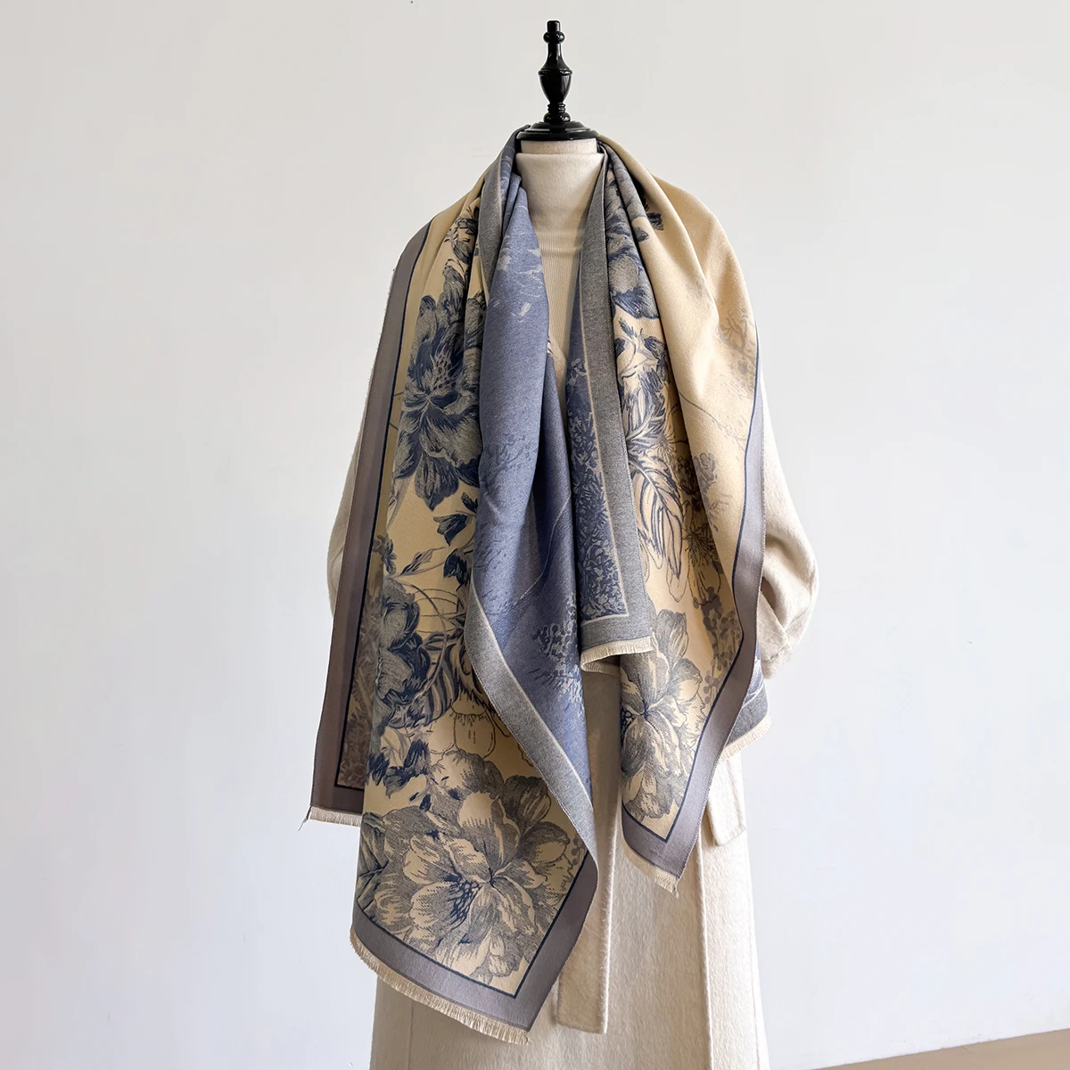 Brand Fashion Winter-Kaschmirschal für Damen – Pashmina-Schal mit Blumenmuster und Quasten, dicker, warmer Wickel- und Poncho – Detail 13