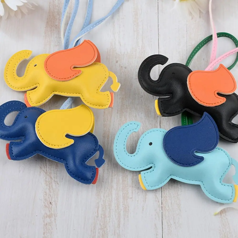 Lovely PU Leather Flying Wings Elephant Keychain Animal Car Keyring PU Leather Hanger Fashion Cartoon Bag Pendant Bag Ornament