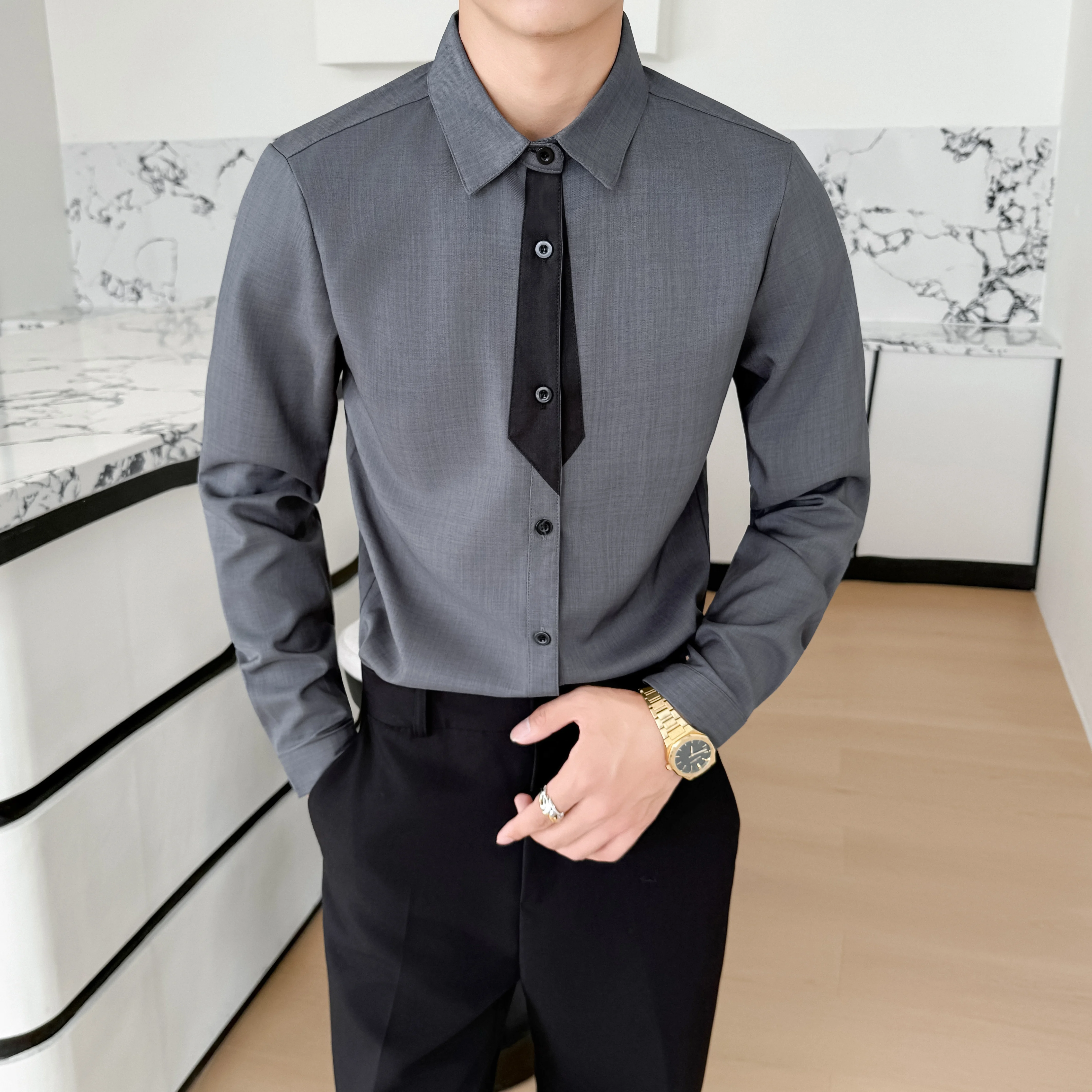 

Модные рубашки с декором в виде галстука, мужская одежда, корейская облегающая мужская рубашка с длинным рукавом, платье, универсальная повседневная рабочая блузка Homme