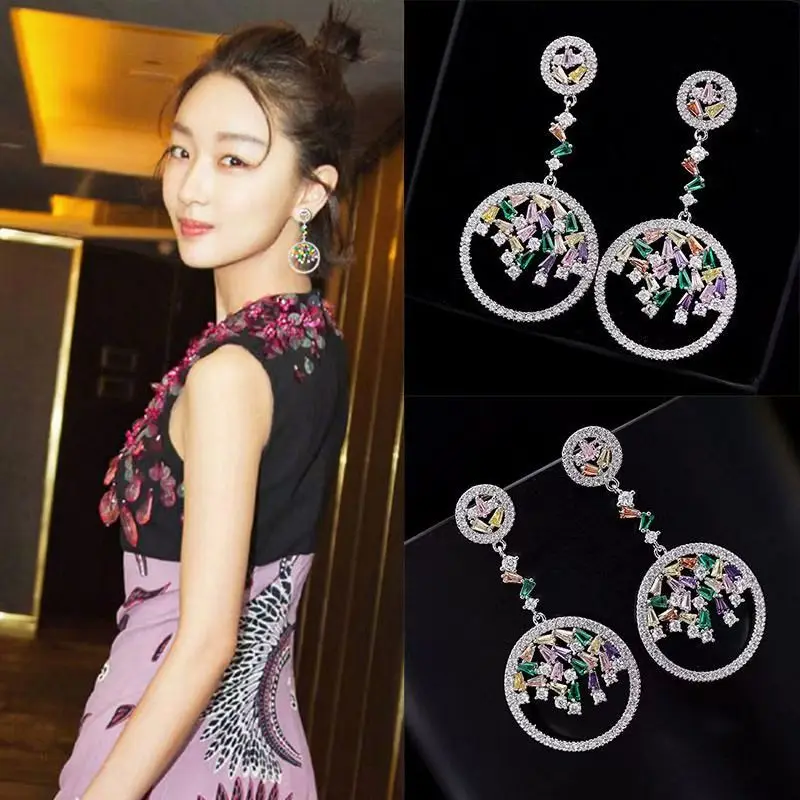 The exquisite earrings of a sophisticated woman. The luxurious colored zirconium circle earrings are perfect for fashionable jew