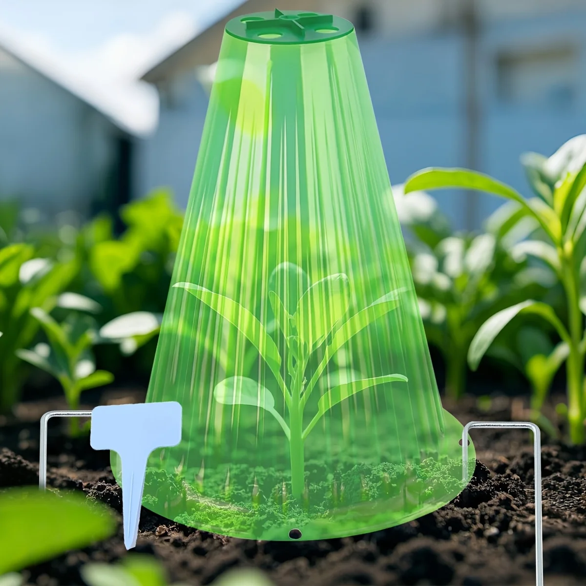 Plant Moisturizing Cover Garden Cloches Protector Rotary Vent With Ground Nails Protects Animals Snails Birds Chickens Insects