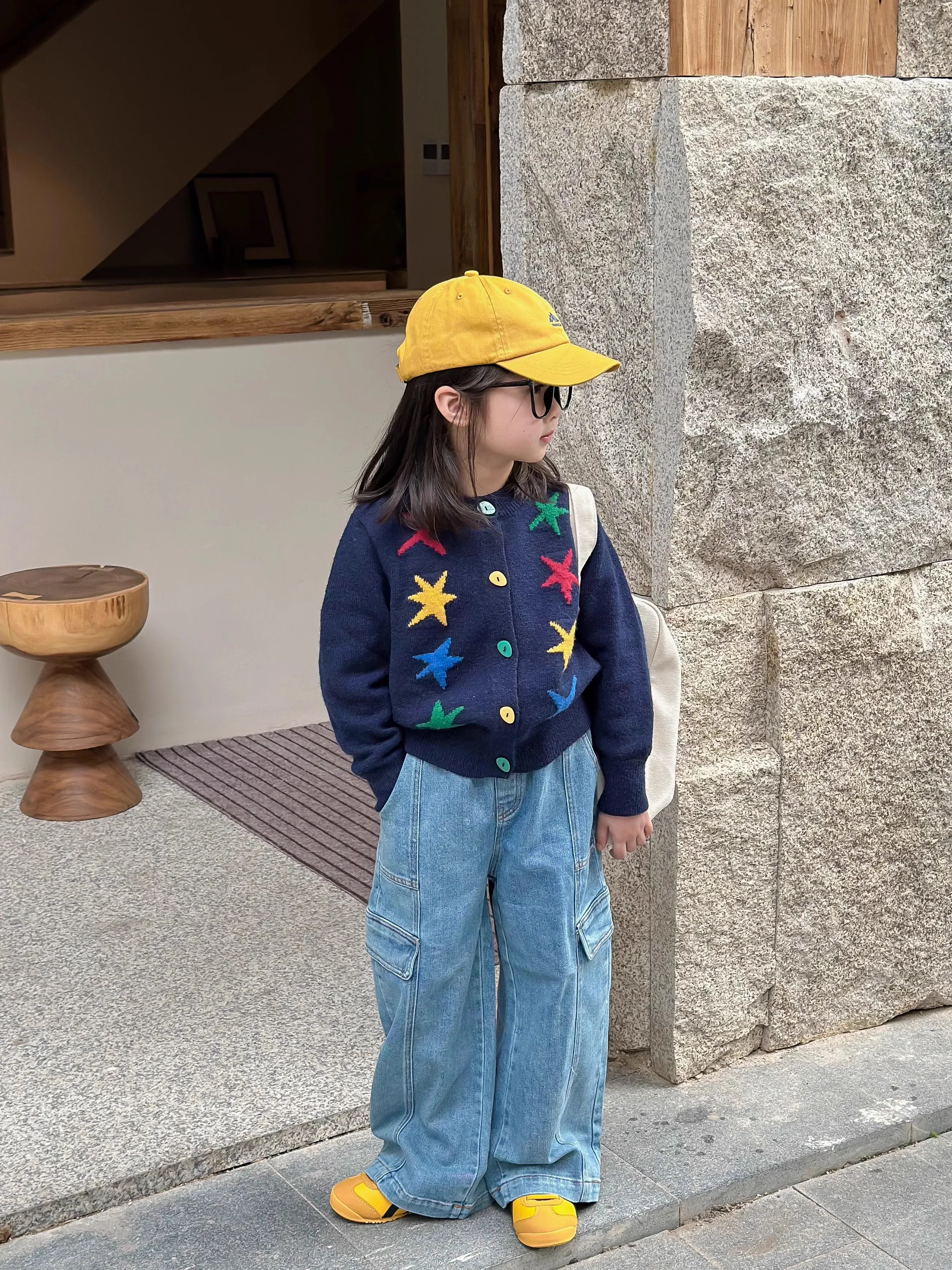 

2025 New Autumn Girls Cardigan Top Colorful Star Knitwears Dark Blue Sweater Fashionable Cute Knitted Outerwear