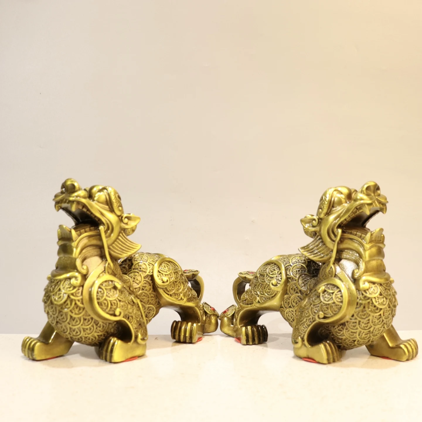 Old Brass brave troops statue Pi Xiu Coin ingot tattoo A pair of divine beasts Wenfang screen Amass wealth Town house Exorcism
