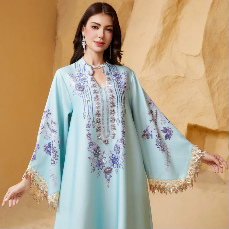 

Muslim long dress Middle Eastern women's dress Dubai Tassel Kaftanabaya