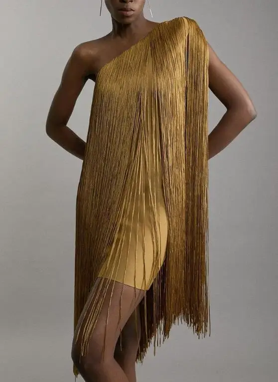 

Simple and Dynamic Tassel Skirt Formal Dress