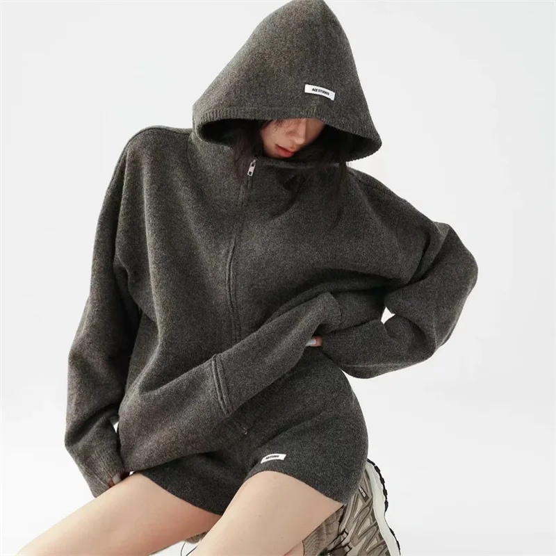 طقم نسائي رمادي للربيع والخريف بسيط للاسترخاء سترة صوفية محبوكة بقلنسوة + شورت طقم مكون من قطعتين #2