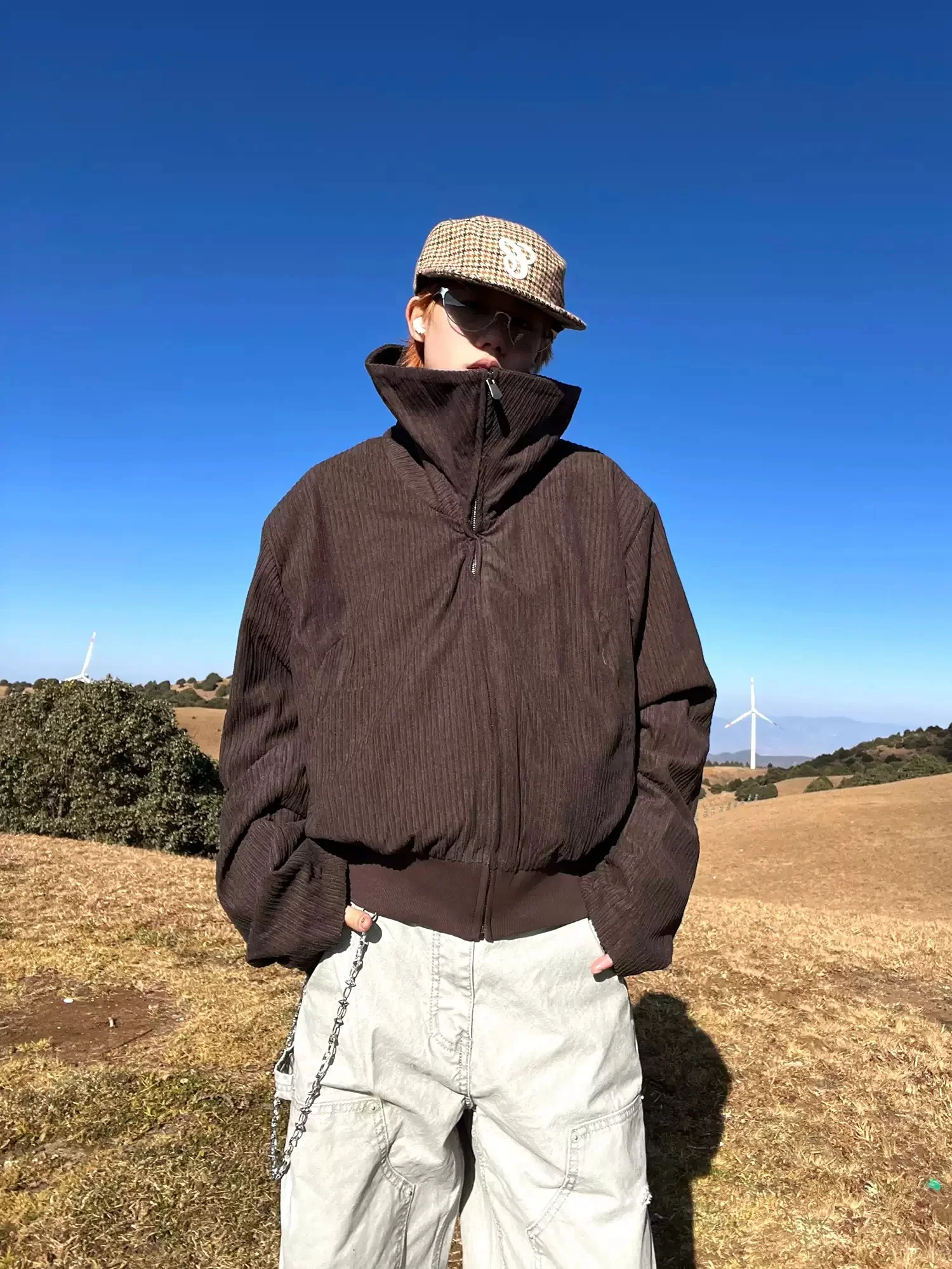 

Новая стильная куртка в американском ретро-стиле с большим отложным воротником, короткая, однотонная, высокого качества, модная, для мужчин