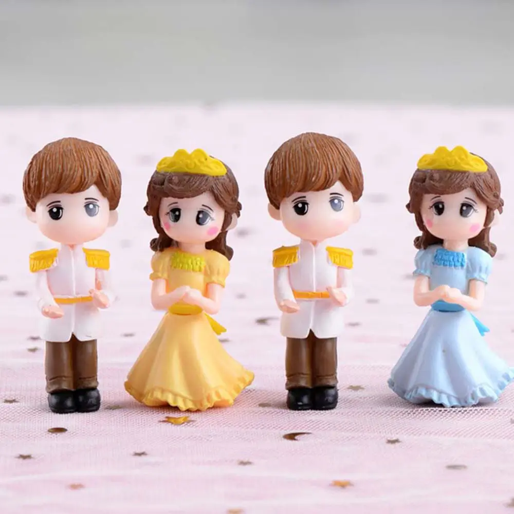 Figures Sweety Lovers Micro Landscape Grandpa Grandma Couple Miniatures Christmas Decoration Fairy Garden Figurines Ornaments