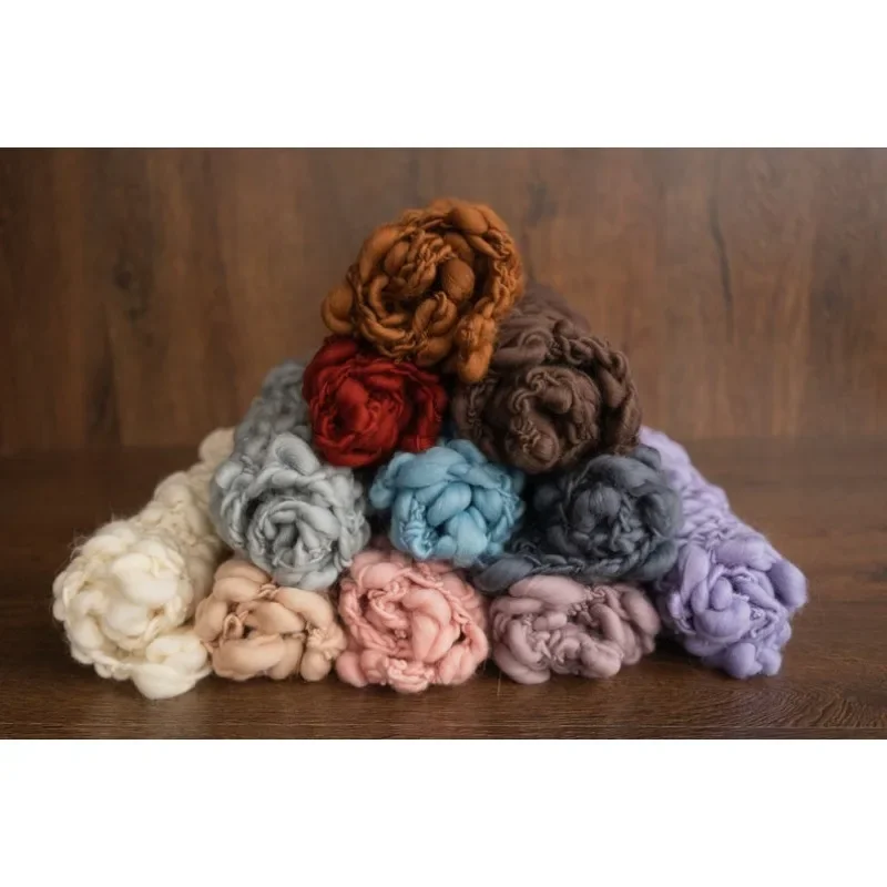 cobertor-de-luxo-para-recem-nascidos-em-la-merino--design-trancado-robusto-tricotado-a-mao--acessorio-e-presente-para-fotografia-de-bebe--lance-de-malha-quadrada-macia
