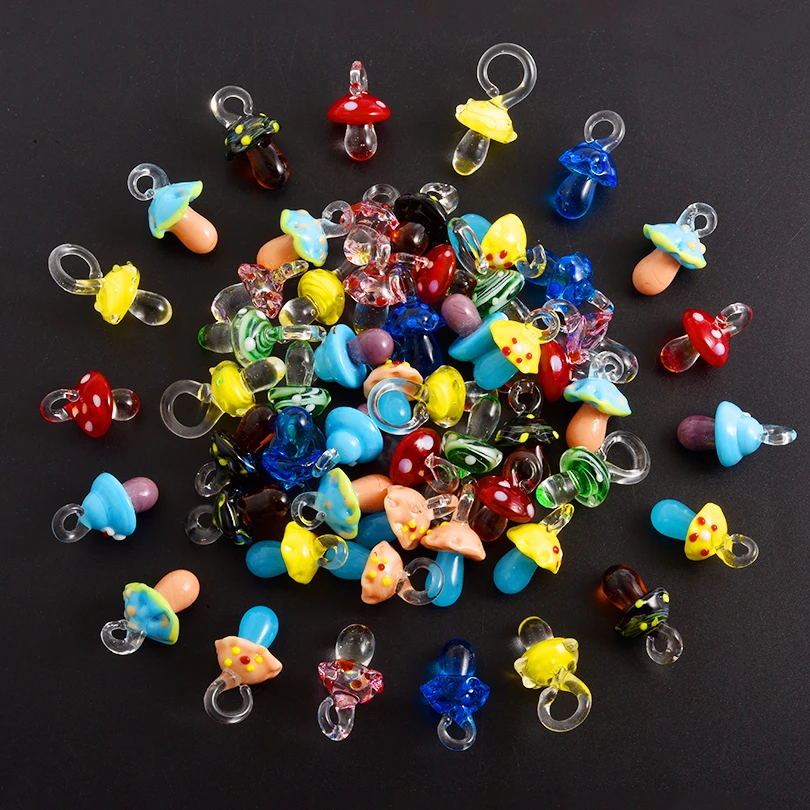 

8Pcs/Lot Random Lampwork Mushroom Charms Jewelry Dijes Para Bisutería For Bracelet Colorful Glass Food Vegetables Bedels Making