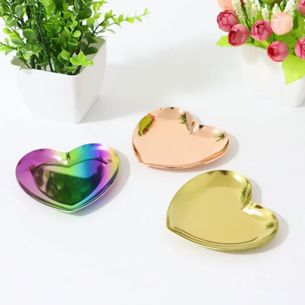 Eye-catching Stainless Steel Jewelry Display Plate Metal Heart Shape Jewelry Tray Decorative Bracelet Ring Trinket Storage Plate