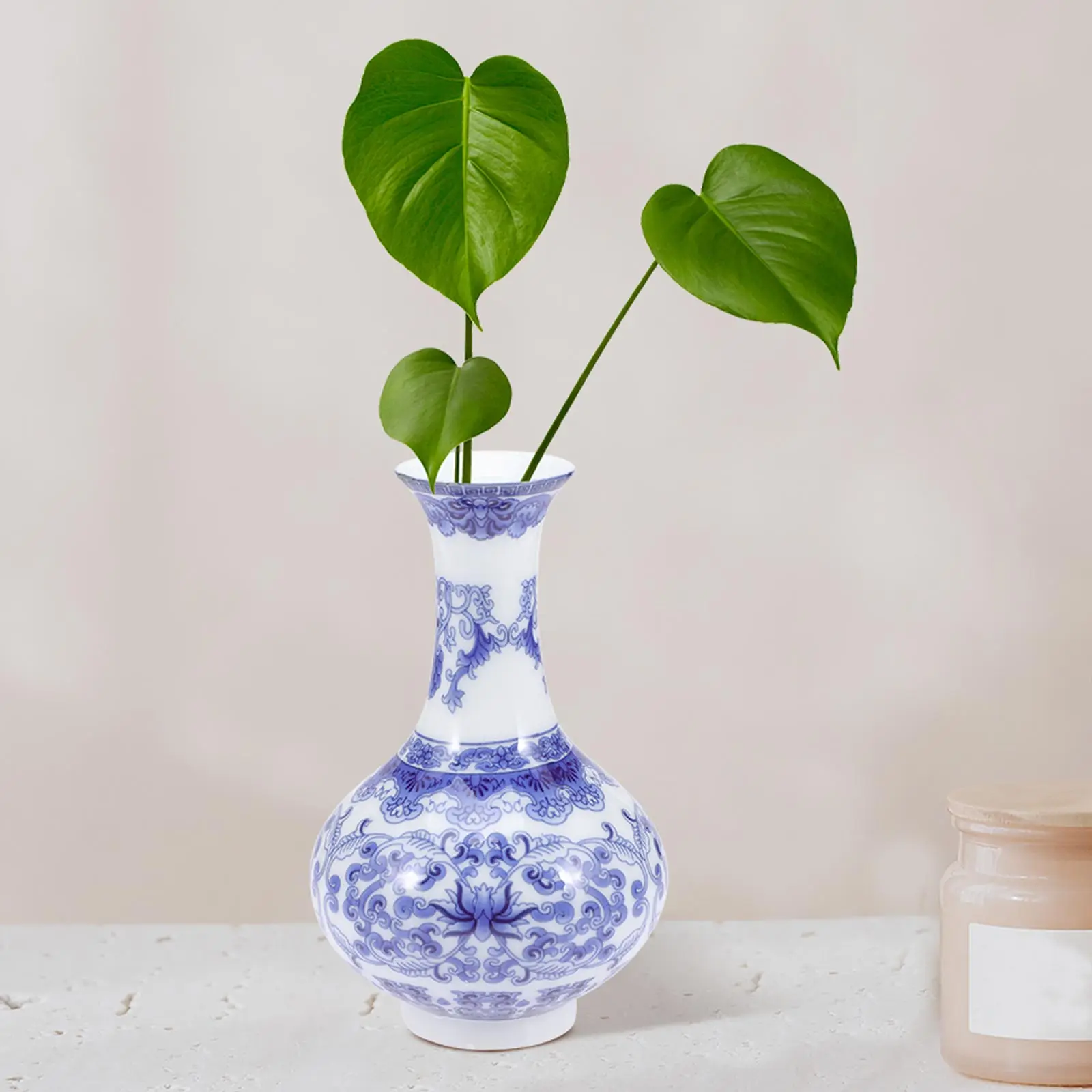 

Blue and White Ceramic Vase Decorative Flower Container Simple Elegant Desktop Flowerpot Floral Arrangement Holder Indoor