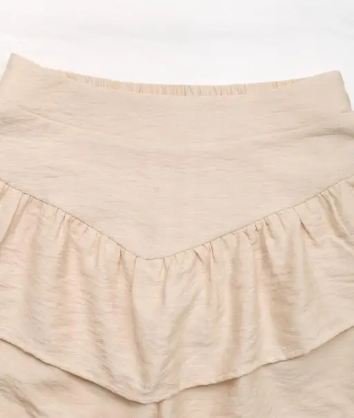 Summer 2025 new casual pleated shorts for women, textured layered wide leg pants for women