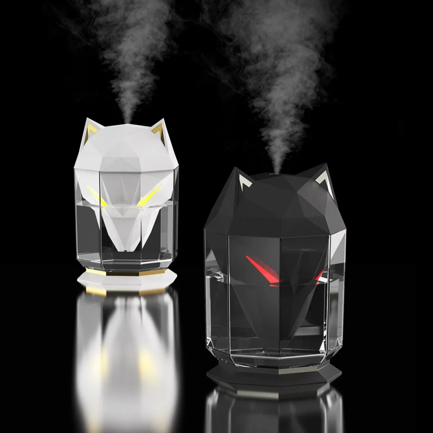 Portable LED Light Wolf Air Humidifier Essential Oil Diffuser 600ML USB Cool Mist Sprayer for Office Use.