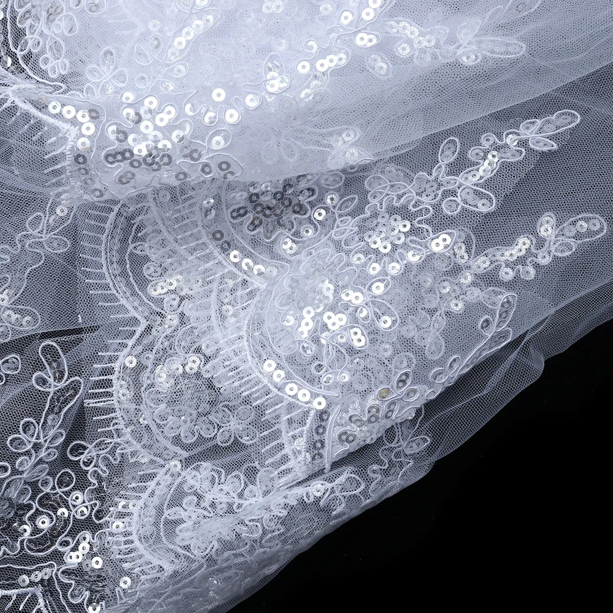 

1Pcs Sequins Lace Bridal Veil Double Layer Comb Wedding Accessories Easy Fix for Bride Bridal Veil Wedding Accessories