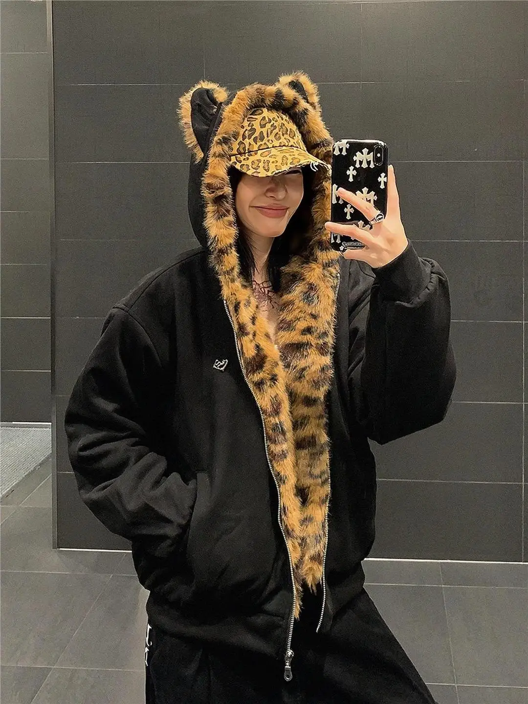 

Мужская зимняя теплая куртка в американском ретро-стиле с леопардовым принтом, свободного кроя, на молнии, универсальная повседневная верхняя одежда