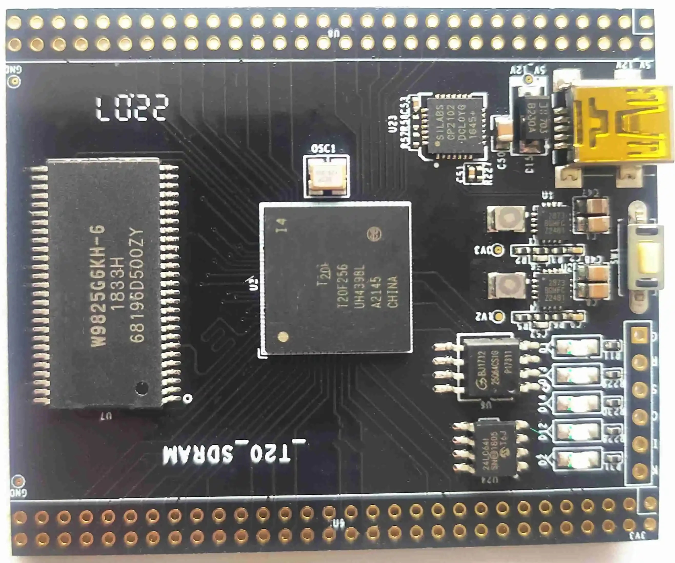 Placa de desarrollo FPGA T20F256I4