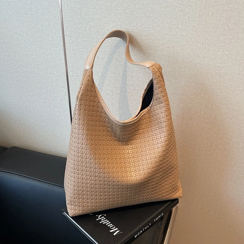

2026 New Women Classic Fashion Soft PU Leather Woven Bag, Shoulder Bag Casual Daily Large Capacity Handbags