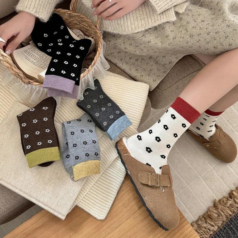 Winter  For Women Thick Warm Long Socks Cute Flowers Color Blocking Korean Style Crew Wool Socks