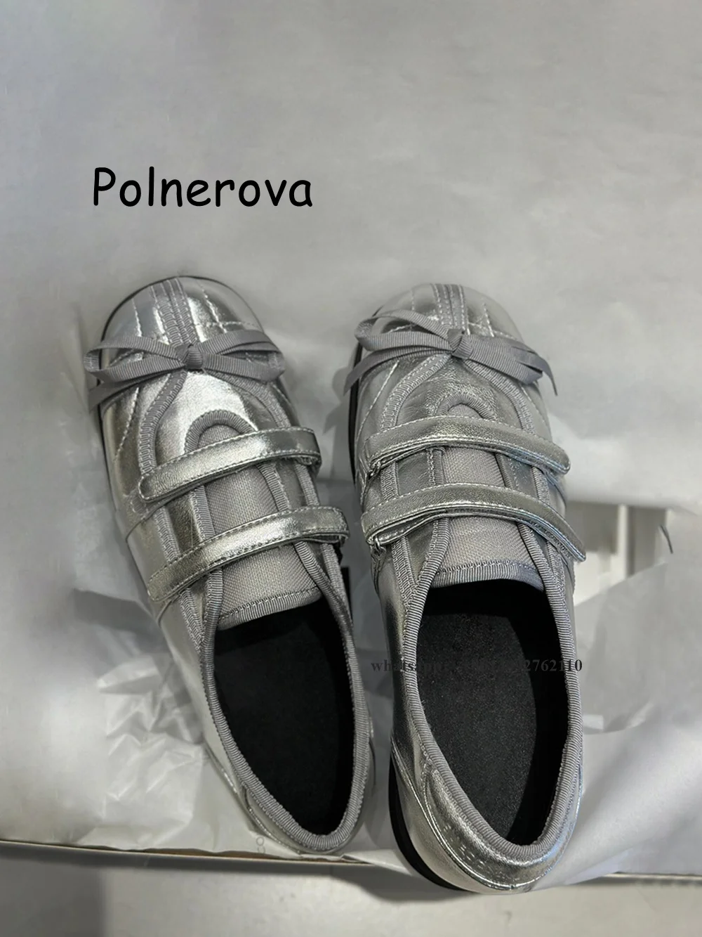 Sapatos Mary Jane prateados para mulheres, bombas redondas de dedo do pé, nó borboleta plano com deslizamento, casual e elegante, moda feminina, primavera