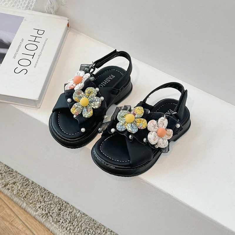 Girls 2024 Summer New Sandals Big Children Soft Soled Cross Beach Shoes Baby Princess Flower Children Shoes