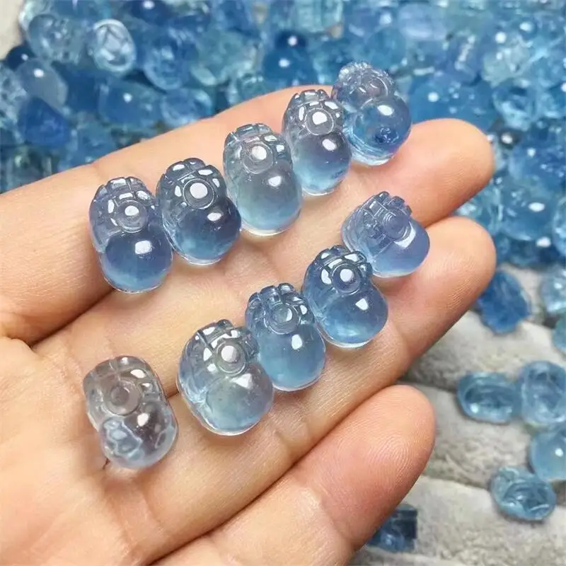 

5PCS Natural Aquamarine Pixiu Mini Carvings Crystal Healing Stone Craft Figurine Home Room Decor DIY Jewelry Gift 10-12mm