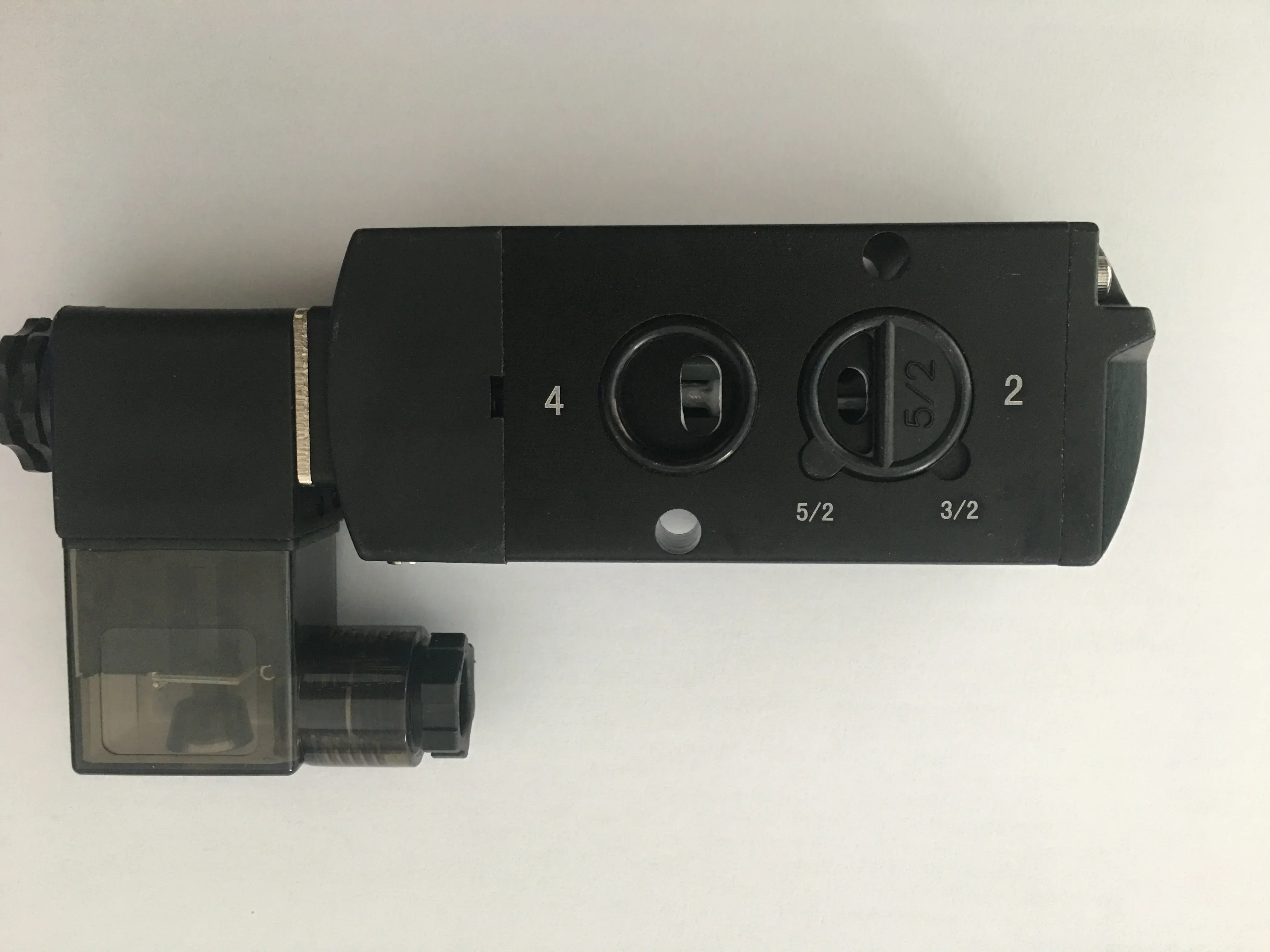 

Electromagnetic valve SV310-08 SV310-02 new model SV310F3C0, SV310F3