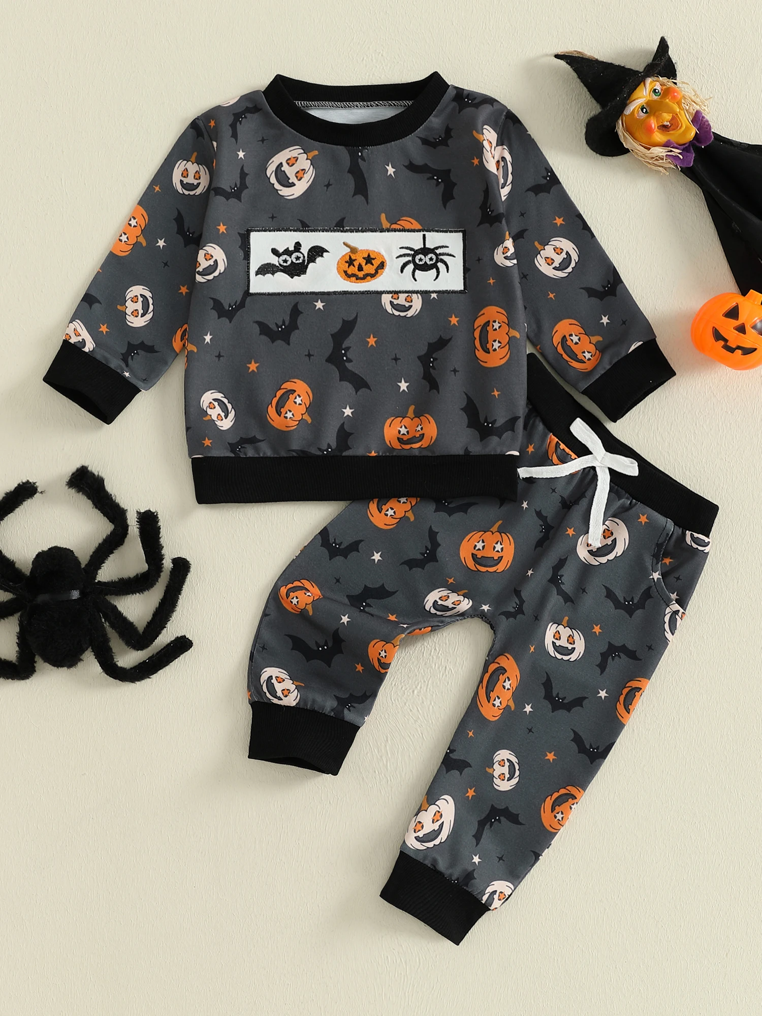 Infant Boys Autumn Ensemble Adorable 2-Piece Halloween Outfit with Pumpkin and Bat Design Pullover and Matching Pants