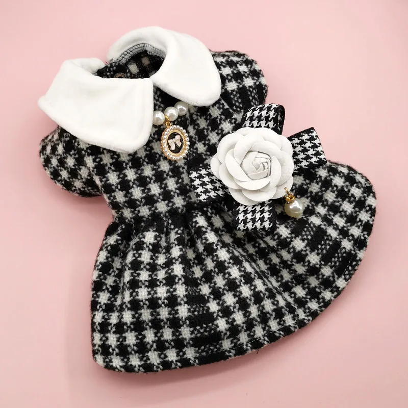 Autumn Winter Pet Dog Accessories Fancy Dress Clothes Jacket Puppy Yorkshire Coat For Small Dog Apparel Sweater Camellia Lattice