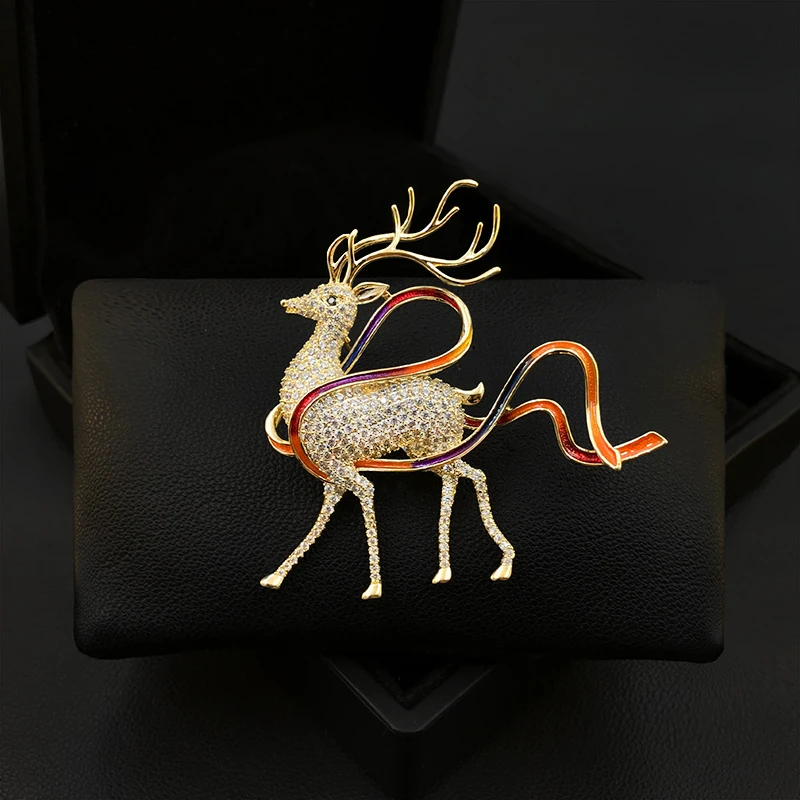 Colorful Ribbon Christmas Deer Brooch Women High-End Suit Coat Neckline Ornament Cardigan Animal Pin Gift Jewelry Accessory 5377