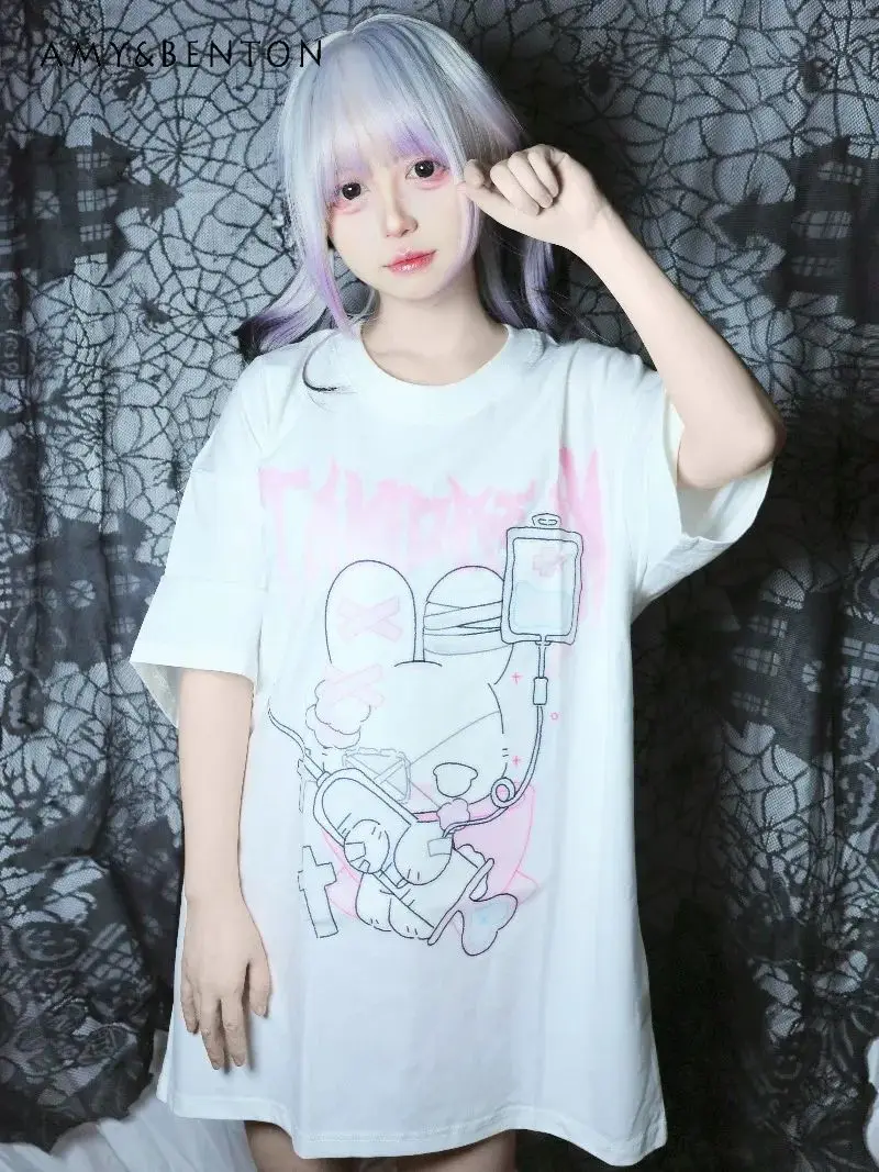 Subkultur Anime Niedlicher Aufdruck Massenproduzierte Dunkle Gothic-Shirts Street Punk Stil Übergroßes T-Shirt für Frauen Sommer Kurzarm – Detail 2