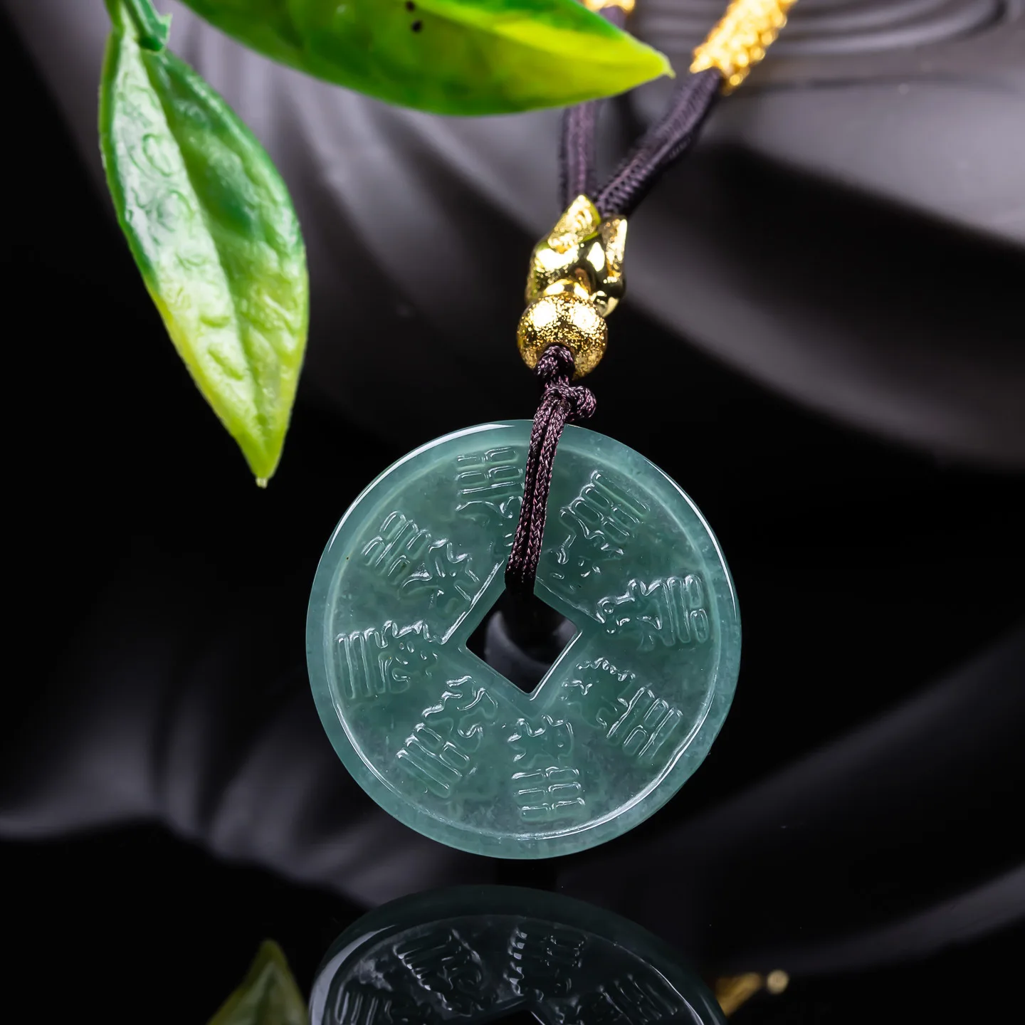 Myanmar Jadeit Tai Chi Anhänger Halskette Talismane Vintage geschnitztes Amulett Edelstein echte Jade Naturschmuck Geschenke für Frauen