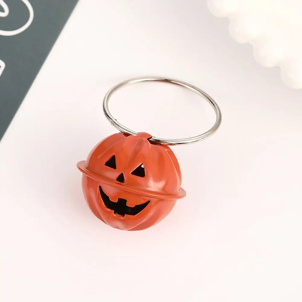 Carillón de viento para decoración de Halloween, 10 piezas, adornos colgantes, forma de cabeza de calabaza, cara fantasma, campanas de calabaza, campana de Metal, regalo para niños