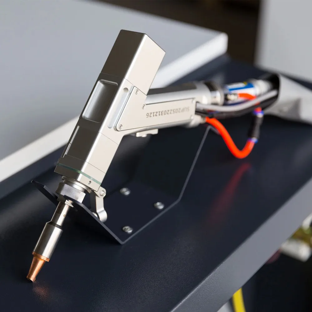 Hot Sale Handheld Laser Welder 4 In 1 Laser Welding 1500w 3000w Handheld Fiber Laser Iron Aluminum Welding Machine