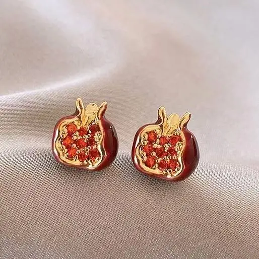 Boho Dripping Oil Pomegranate Stud Earrings for Women Natural Red Rhinestones Fruits Ear Studs Sweet Dating Jewelry K1