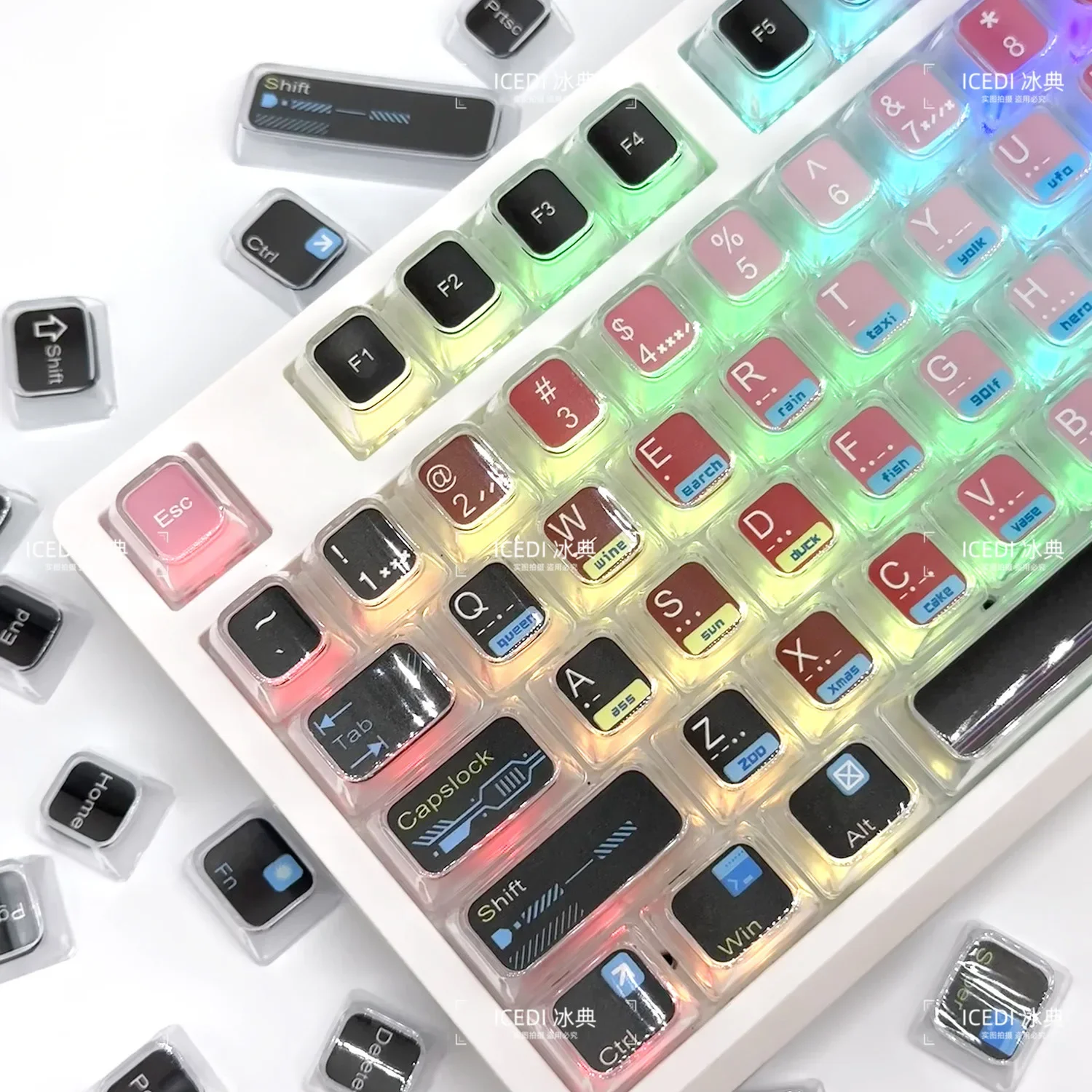 

Double-layer keycap matte hot sublimation transparent keycap Xingluo pink two-dimensional universal magnetic axis keycap full se