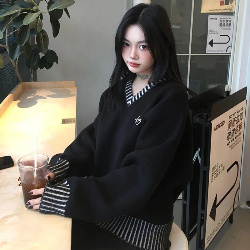 

Striped Patchwork Knit Sweater Women Long Sleeve V Neck Fake Two Pieces Pullovers Loose Casual Lazy Wind Korean Black Jumpers