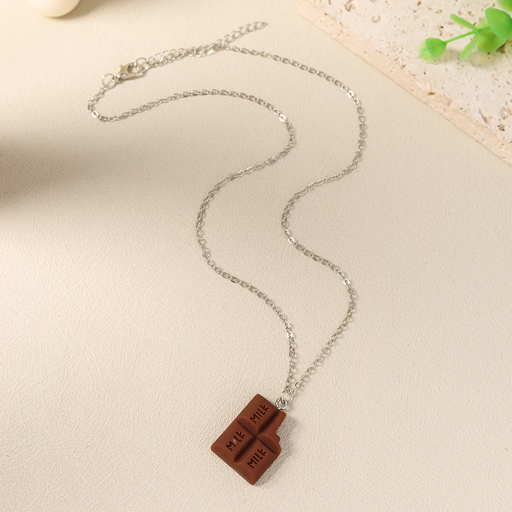 Aihua Neue süße Schokoladen-Halskette für Frauen und Mädchen, handgefertigt, modische Simulation von Lebensmitteln, Schokoladen-Halskette, trendiger Schmuck, Geschenke – Detail 4