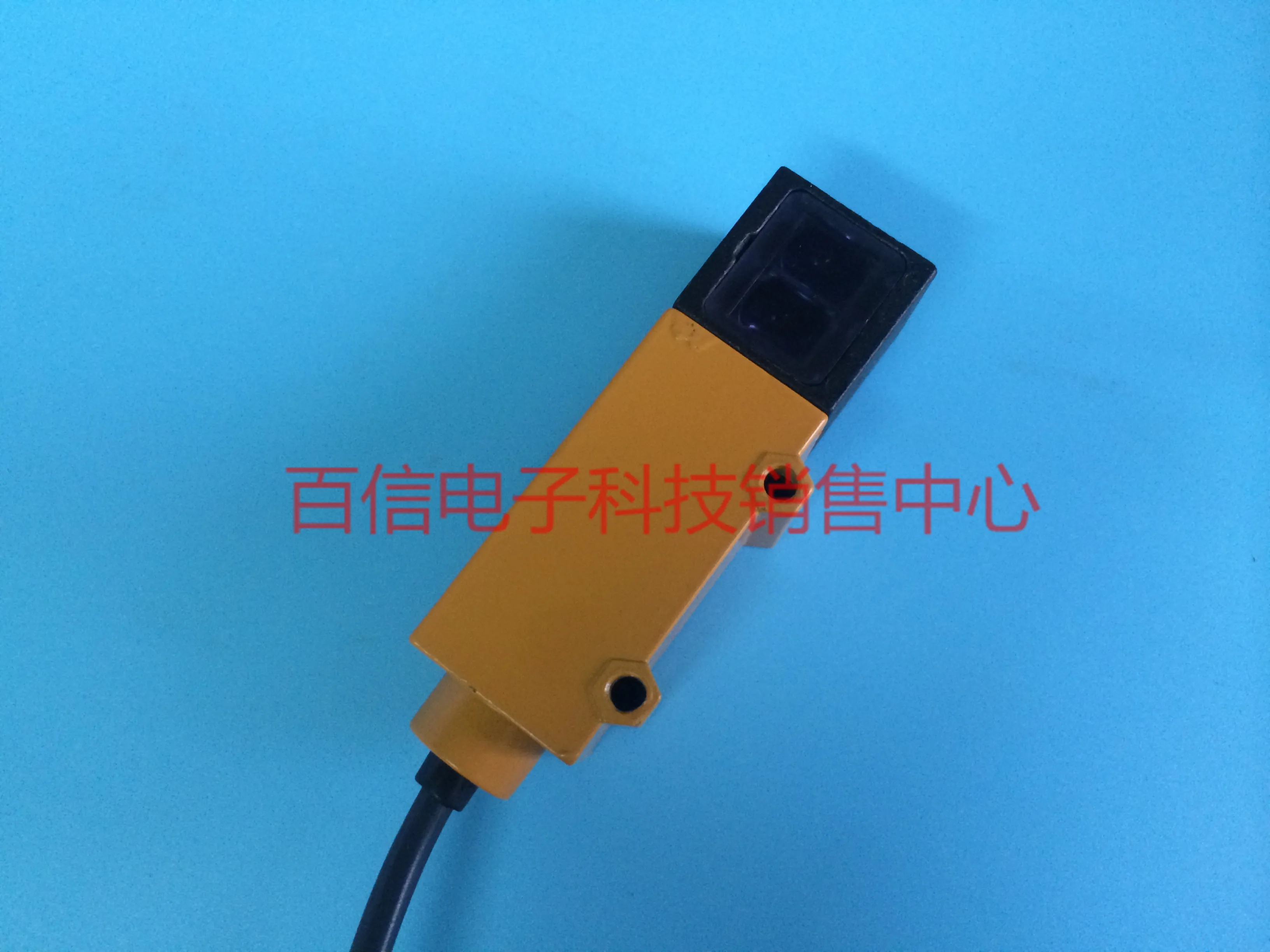 

E3S-RS30E42-30 Photoelectric sensor