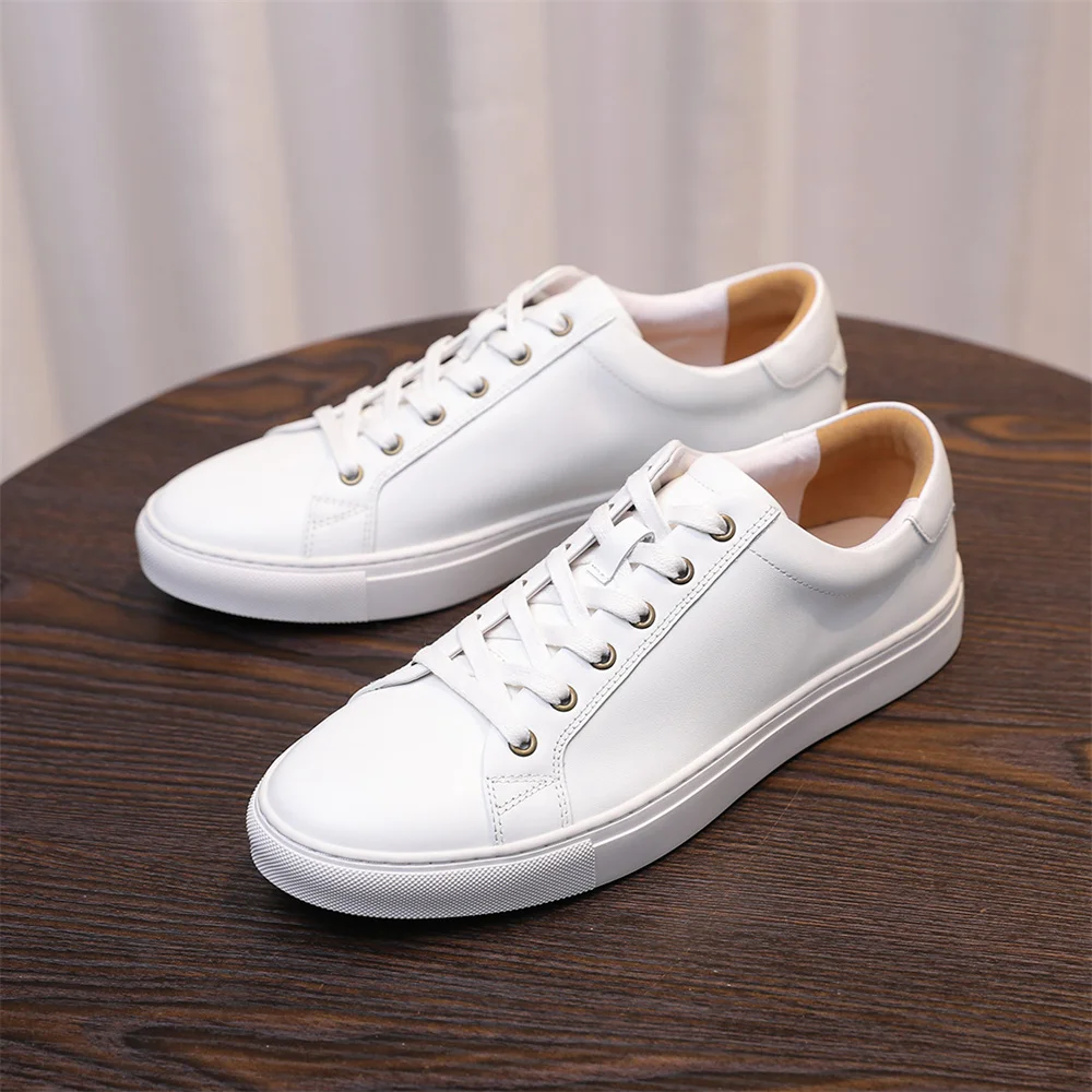 Wit lederen heren casual sneaker schoenen nieuwe minimalistische ronde neus veterschoenen lichte buitensportschoenen effen kleur mannelijke comfortschoenen