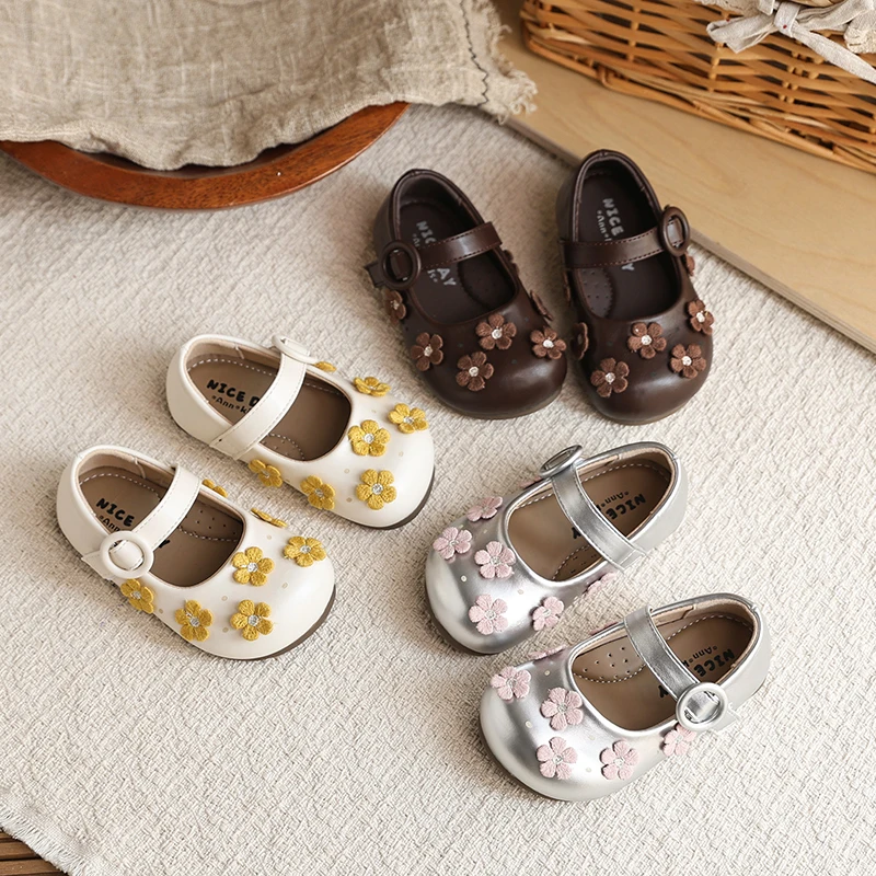 

Girls Flower Mary Jane Shoes Soft Sole Children Flats Princess Shoes Non-Slip Kids Leather Shoes for Party Wedding Elegant