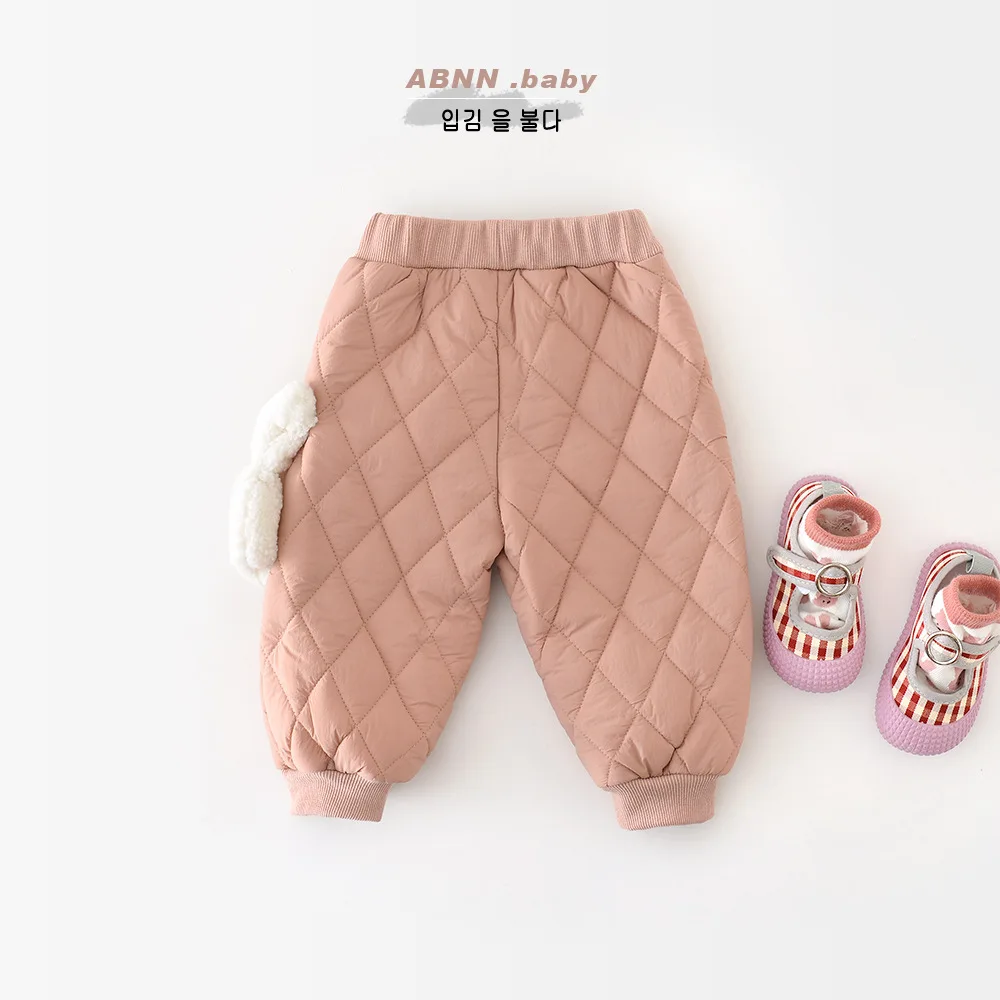 Winter Baby Girls Pants Cotton Padded Cartoon Rabbit Patched Solid Warm Infant Girls Trousers Exterior Cute Toddler Girl Pants